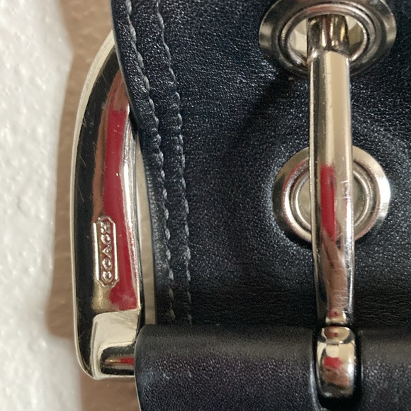 EUC  COACH leather Shoulder Bag Black - Picture 5 of 7